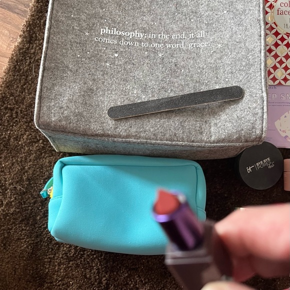 NEW MIXED MAKEUP BAG JUST FOR FUN! - Picture 12 of 15